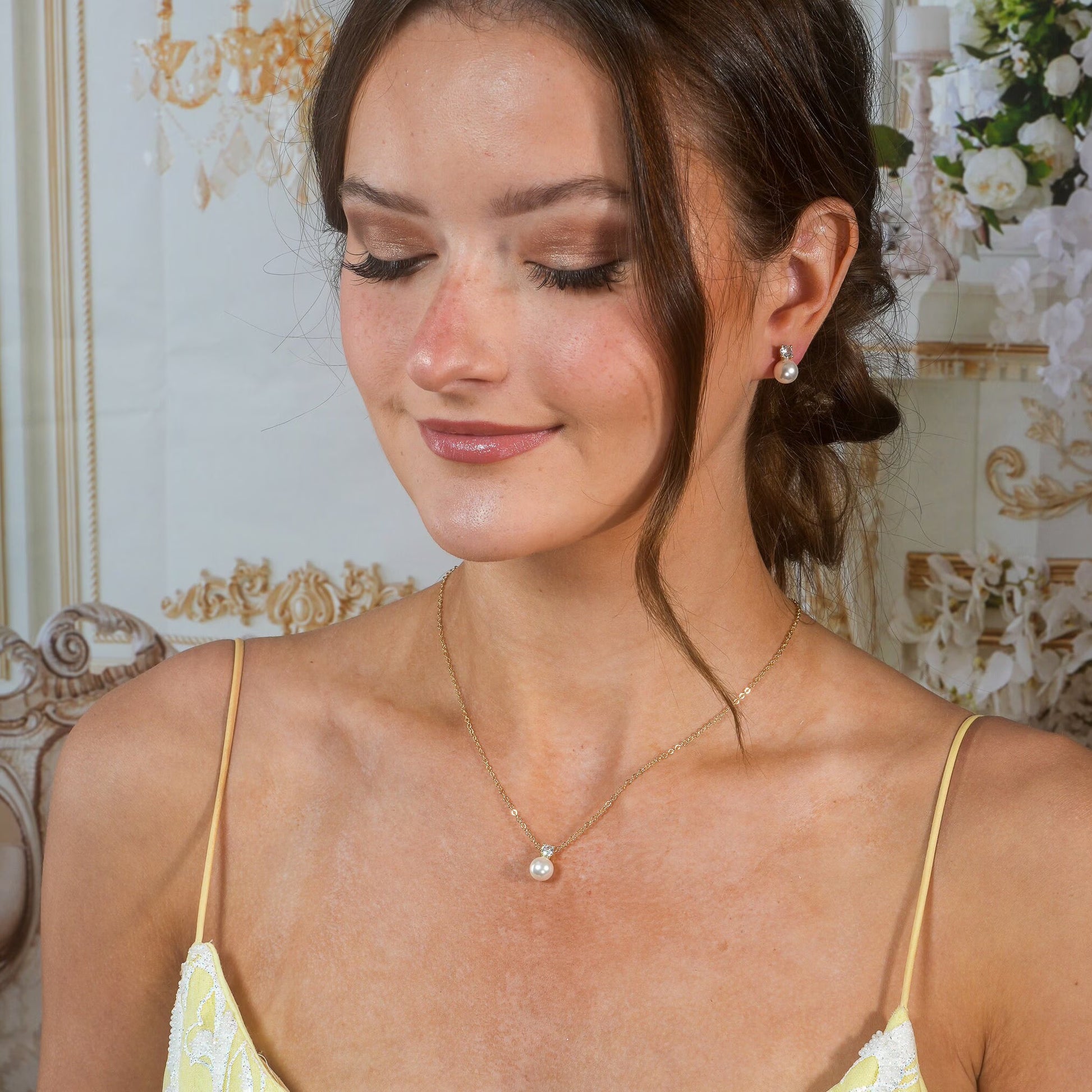 Lustrous Whisper Pearl Necklace – Timeless Elegance for Her Special Day